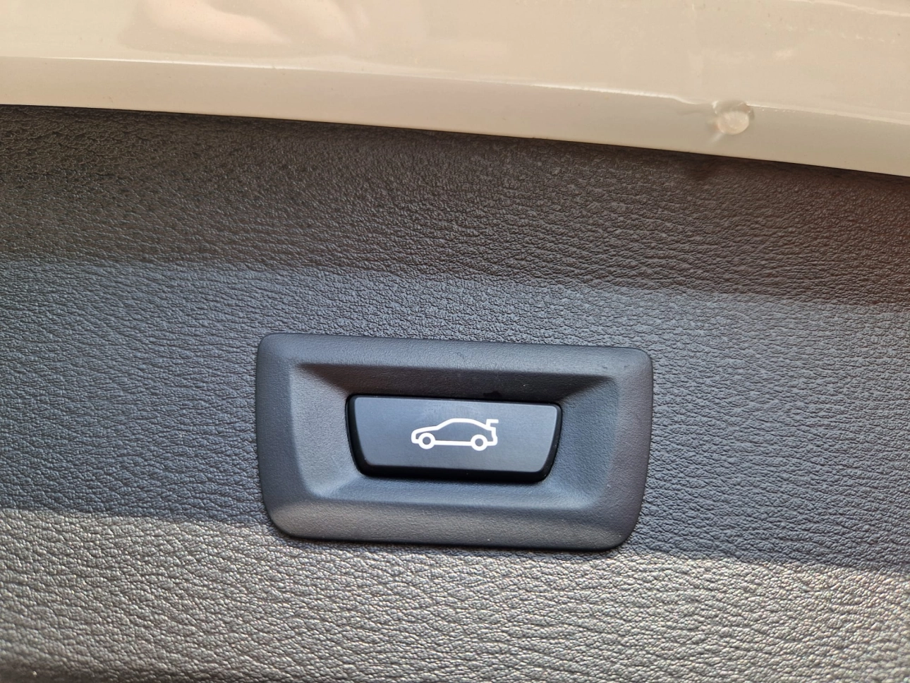 BMW X1 2.0 xDrive18d 150CP AT M SPORT 2020