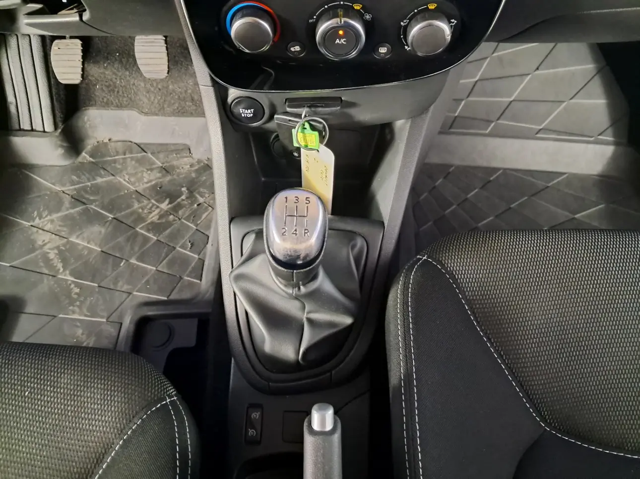 RENAULT CLIO 0.9 TCe 90CP MT5 LIFE 2020