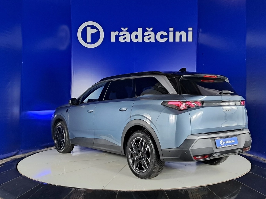 Peugeot 5008 Hatchback 2024