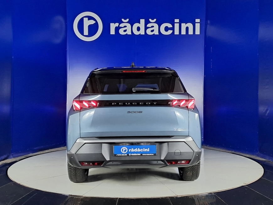 Peugeot 5008 Hatchback 2024
