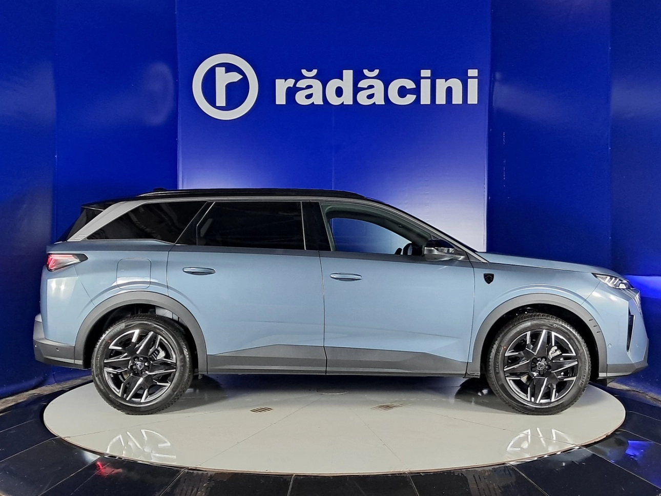 Peugeot 5008 Hatchback 2024