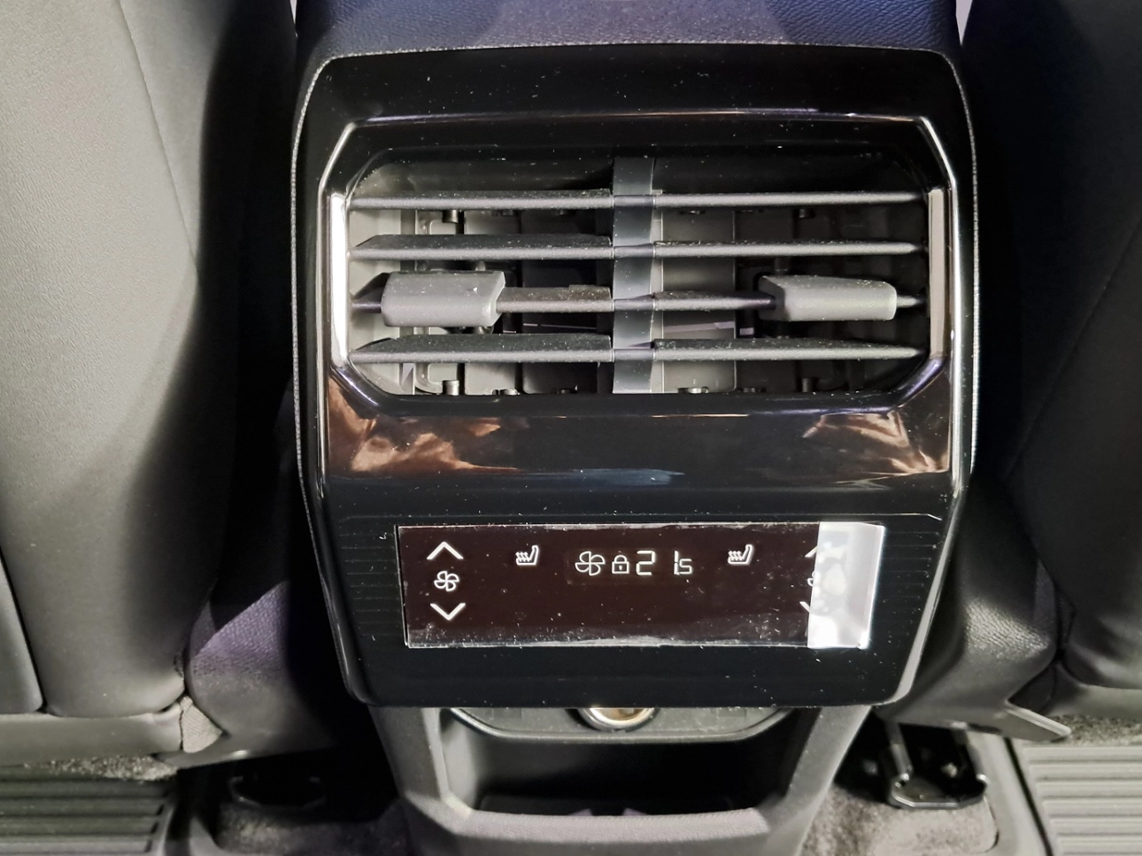 Peugeot 5008 Hatchback 2024