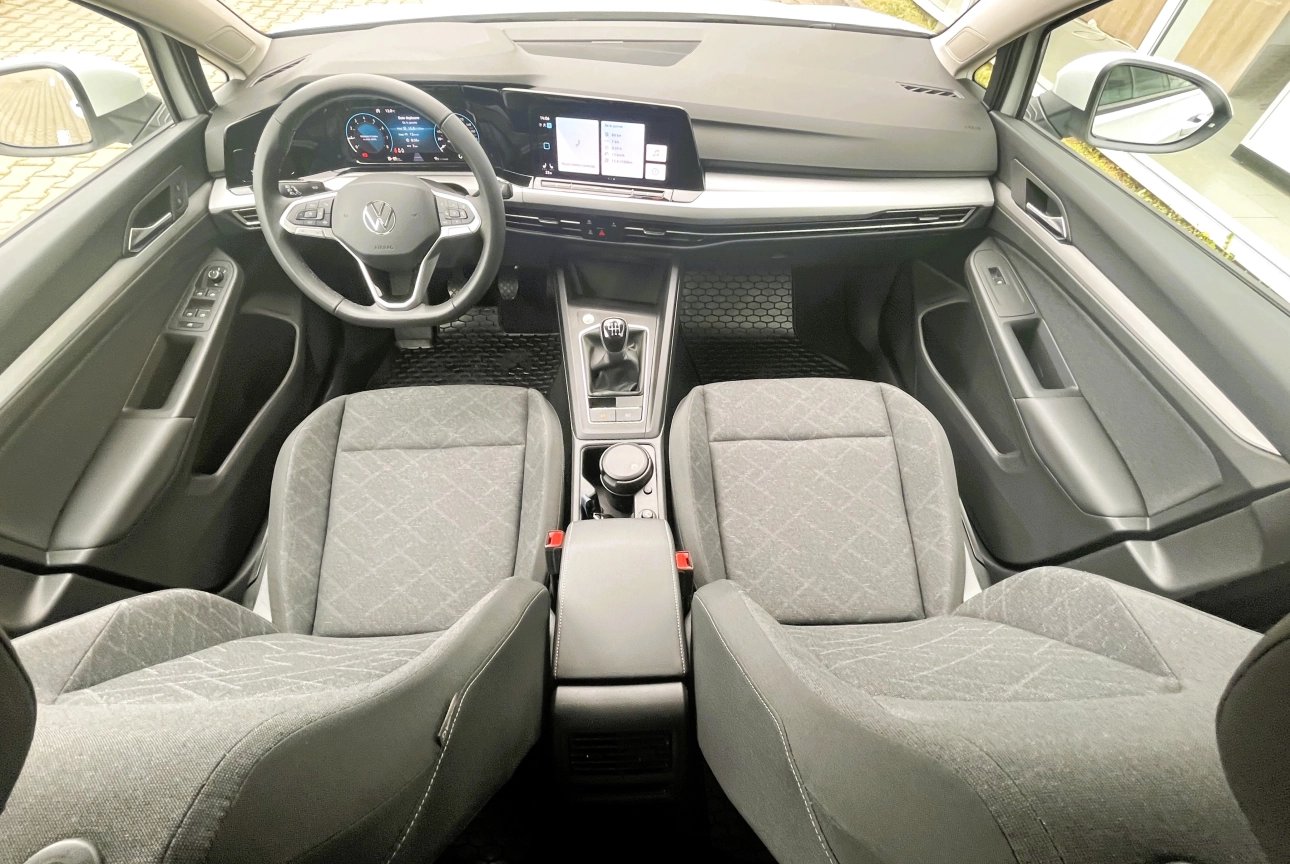 Volkswagen Golf Hatchback 2024