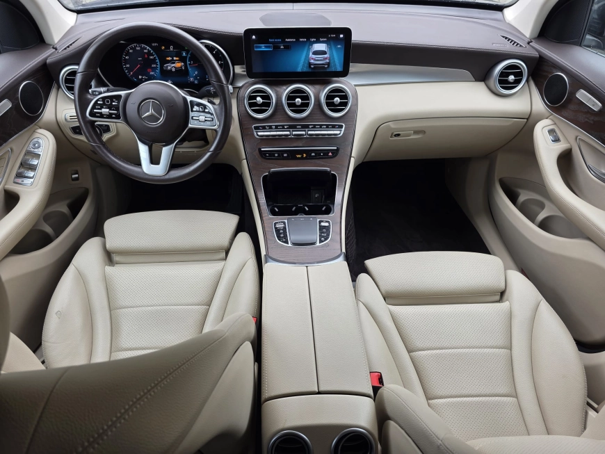 MERCEDES BENZ GLC COUPE 300d 2.0 245CP 9-GTRONIC 4MATIC AMG LINE LUXURY 2020