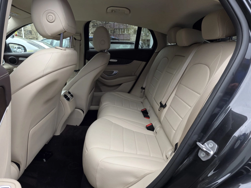 MERCEDES BENZ GLC COUPE 300d 2.0 245CP 9-GTRONIC 4MATIC AMG LINE LUXURY 2020