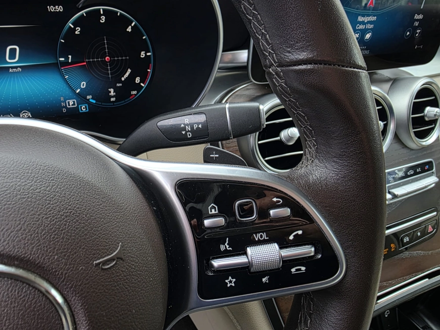 MERCEDES BENZ GLC COUPE 300d 2.0 245CP 9-GTRONIC 4MATIC AMG LINE LUXURY 2020