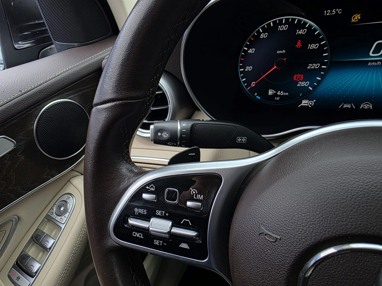 MERCEDES BENZ GLC COUPE 300d 2.0 245CP 9-GTRONIC 4MATIC AMG LINE LUXURY 2020