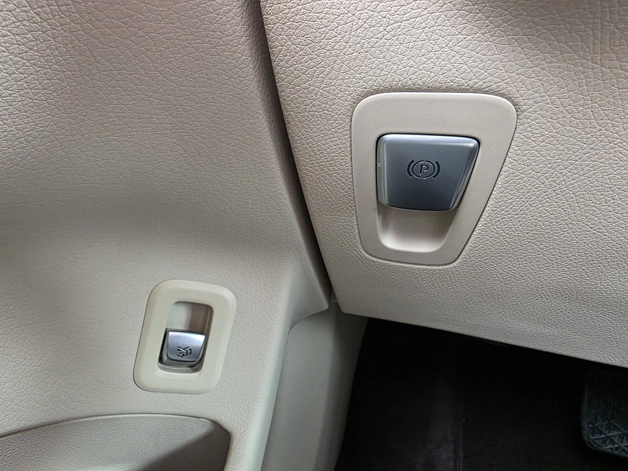 MERCEDES BENZ GLC COUPE 300d 2.0 245CP 9-GTRONIC 4MATIC AMG LINE LUXURY 2020