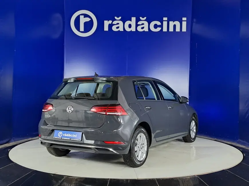 Volkswagen GOLF Hatchback 2020