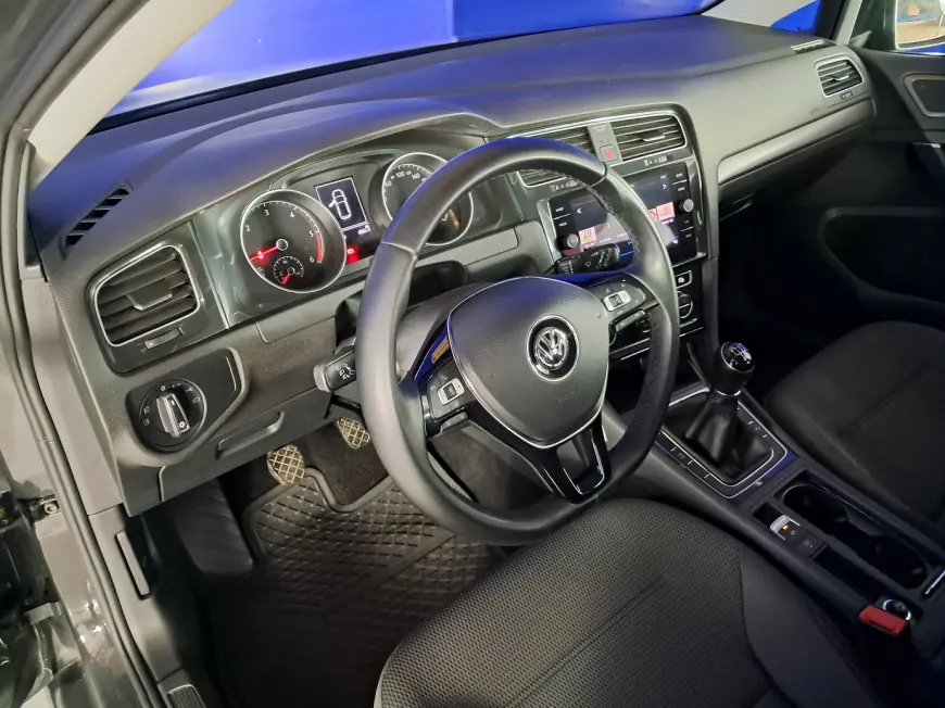Volkswagen GOLF Hatchback 2020