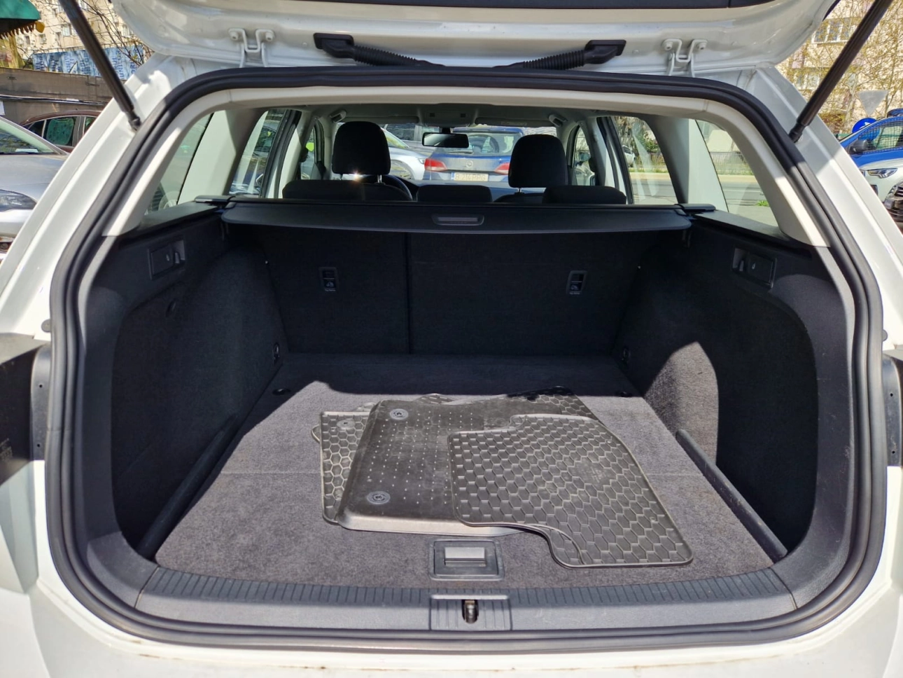 VOLKSWAGEN GOLF VII VARIANT 1.6 TDI 115CP MT6 TRENDLINE 2019