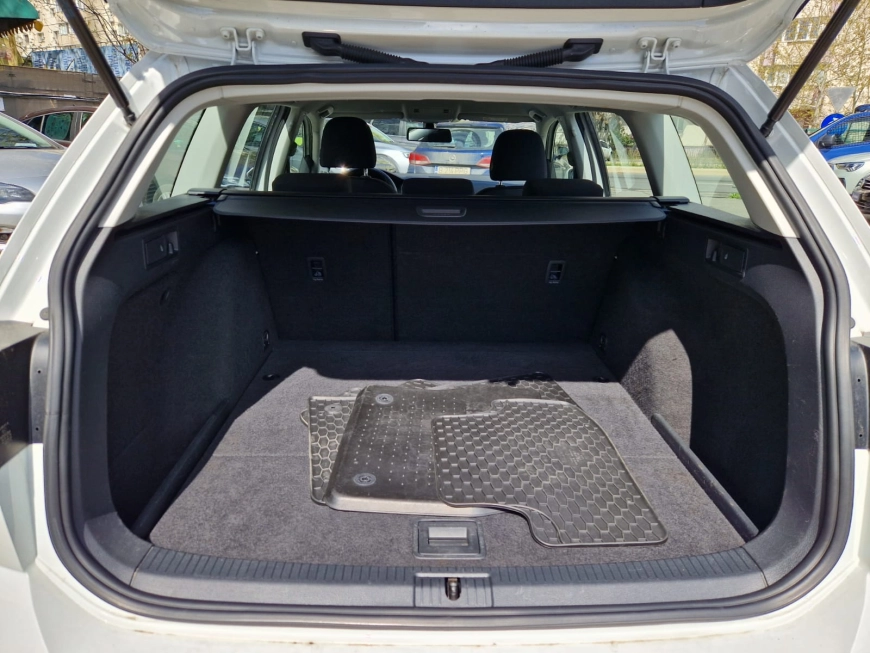 VOLKSWAGEN GOLF VII VARIANT 1.6 TDI 115CP MT6 TRENDLINE 2019