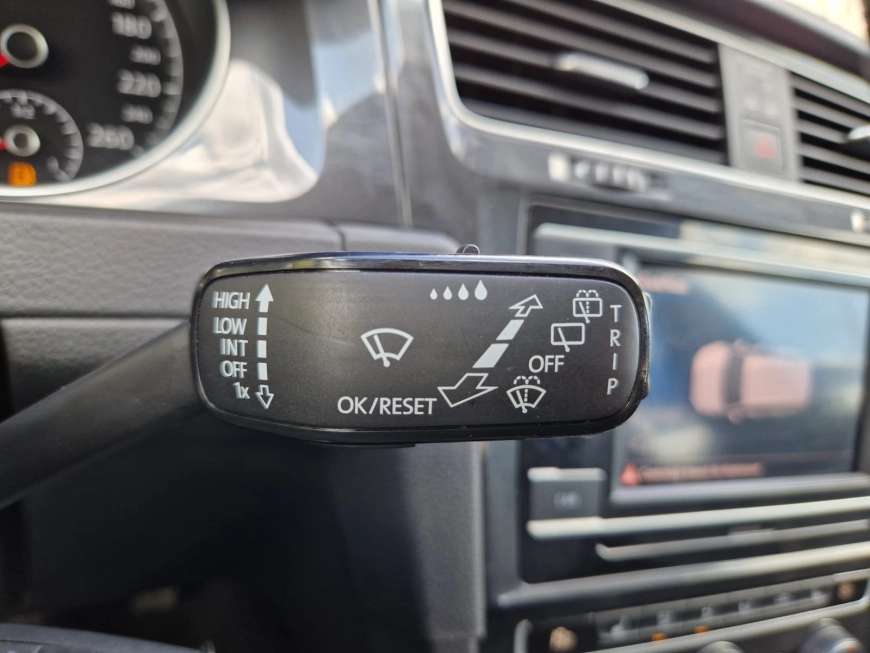 VOLKSWAGEN GOLF VII VARIANT 1.6 TDI 115CP MT6 TRENDLINE 2019