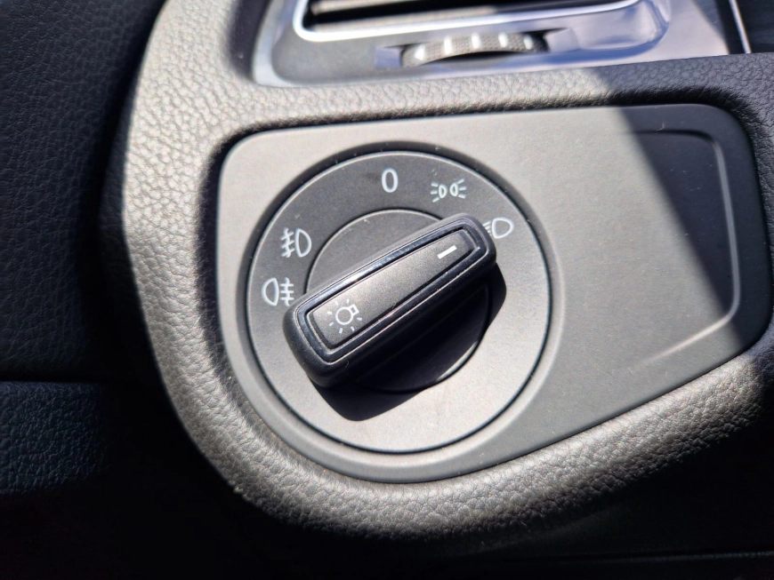 VOLKSWAGEN GOLF VII VARIANT 1.6 TDI 115CP MT6 TRENDLINE 2019