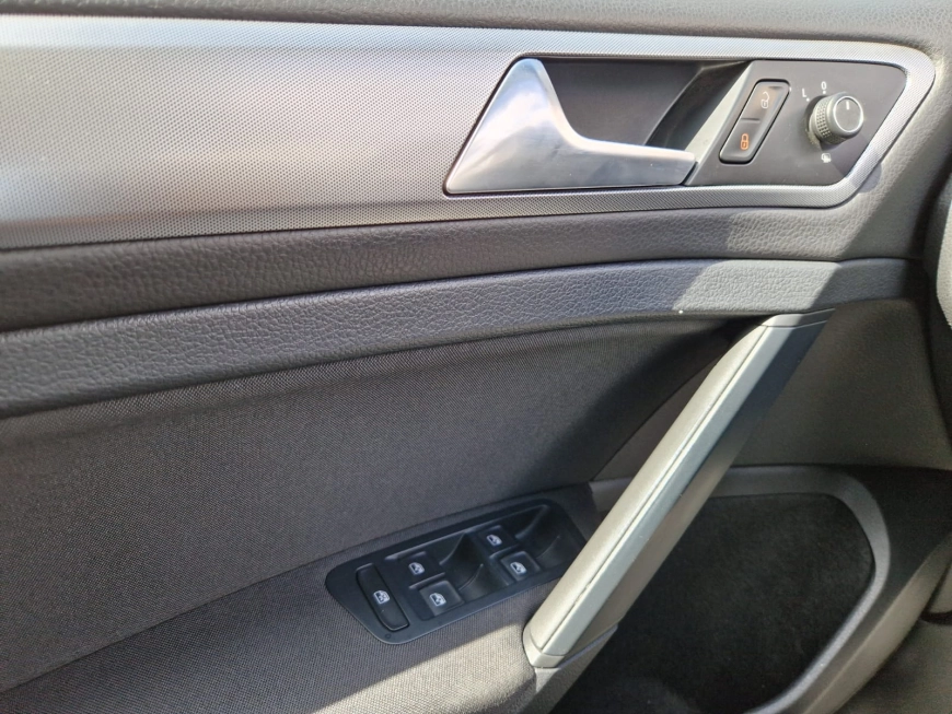 VOLKSWAGEN GOLF VII VARIANT 1.6 TDI 115CP MT6 TRENDLINE 2019