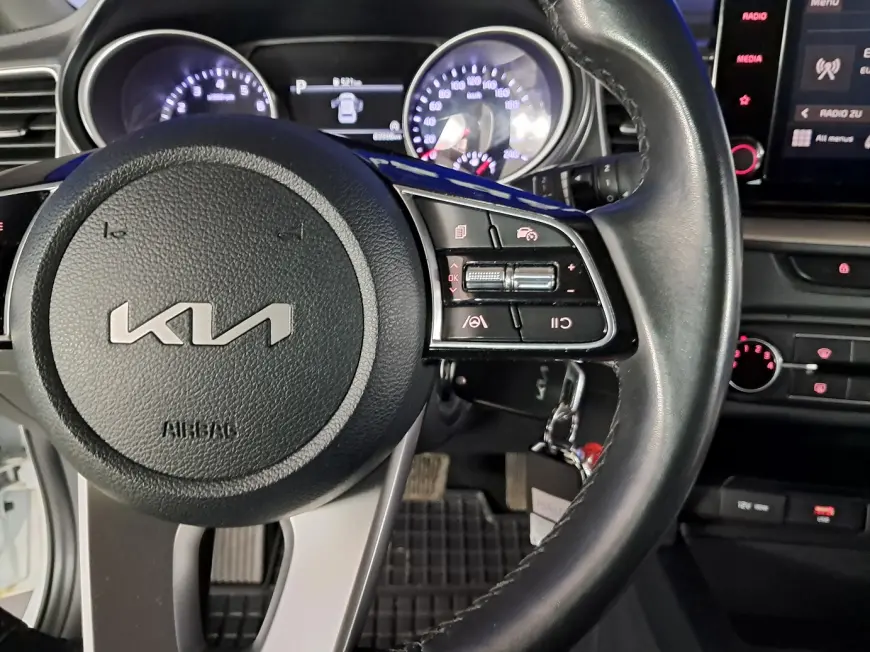 Kia CEED Hatchback 2022