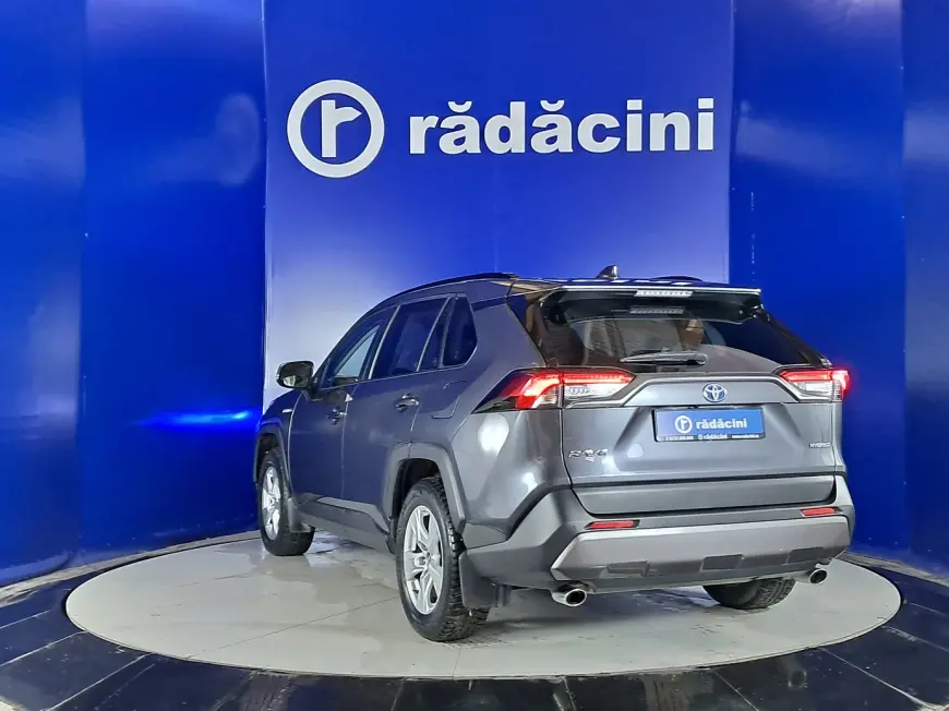 TOYOTA RAV 4
