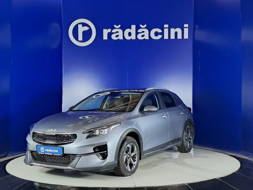 Kia XCEED Hatchback 2021