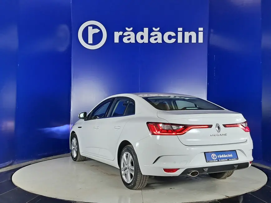 Renault MEGANE Sedan 2020