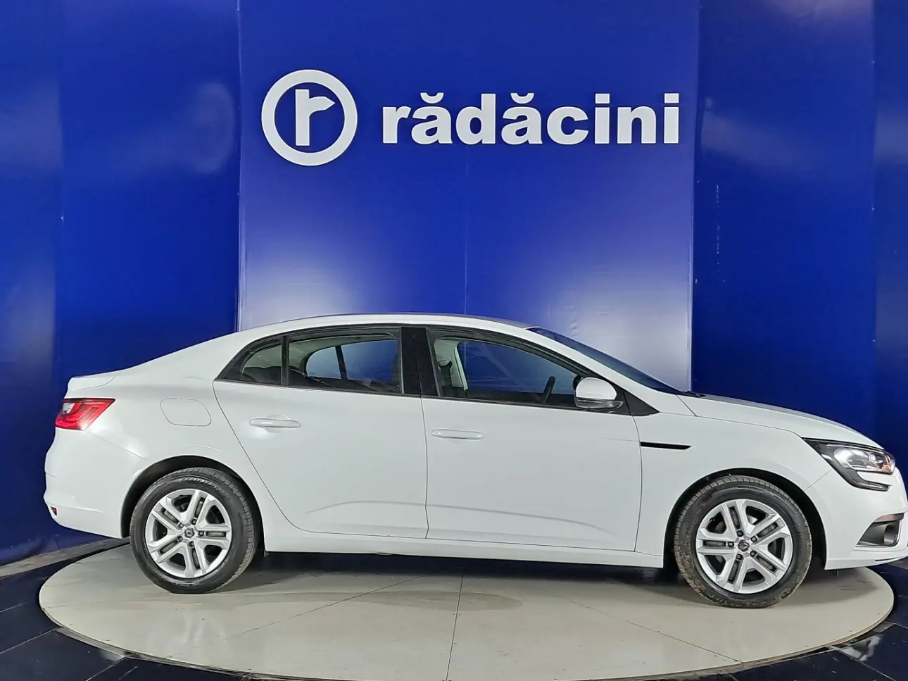 Renault MEGANE Sedan 2020