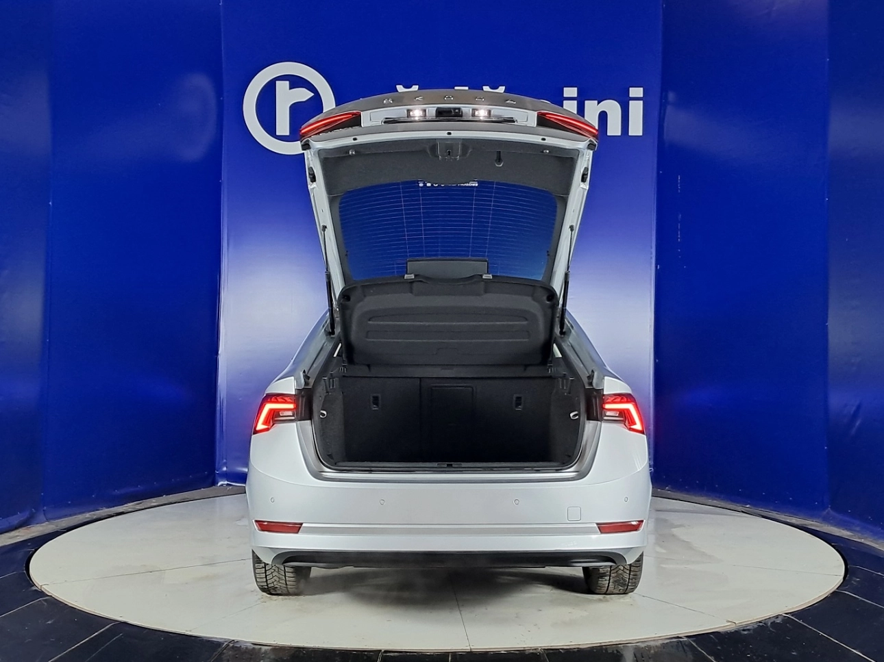 Skoda OCTAVIA Sedan 2021