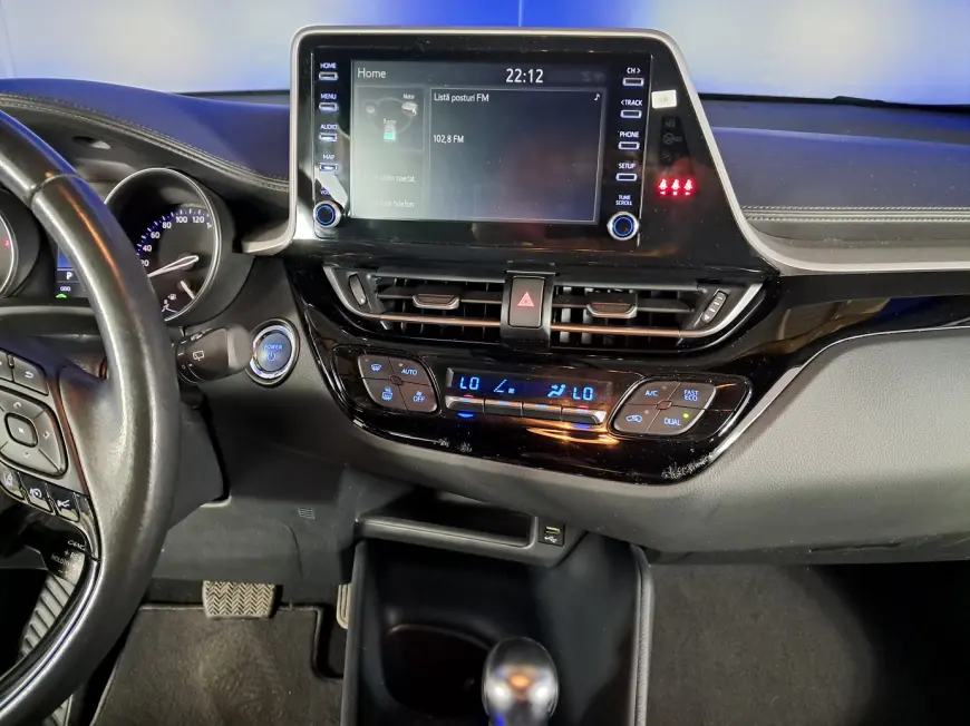 TOYOTA C-HR