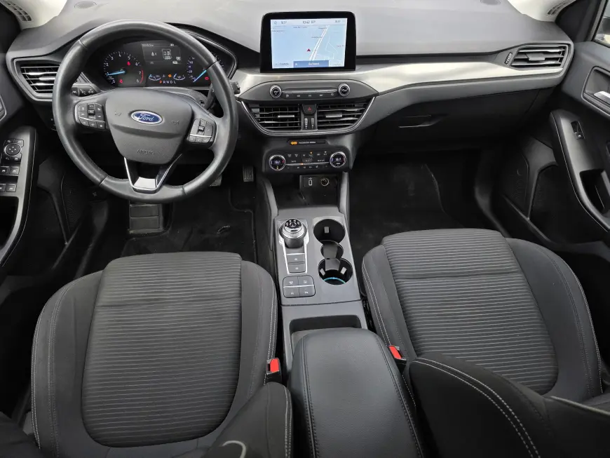 FORD FOCUS HATCHBACK 1.0 EcoBoost 125 CP Titanium A8