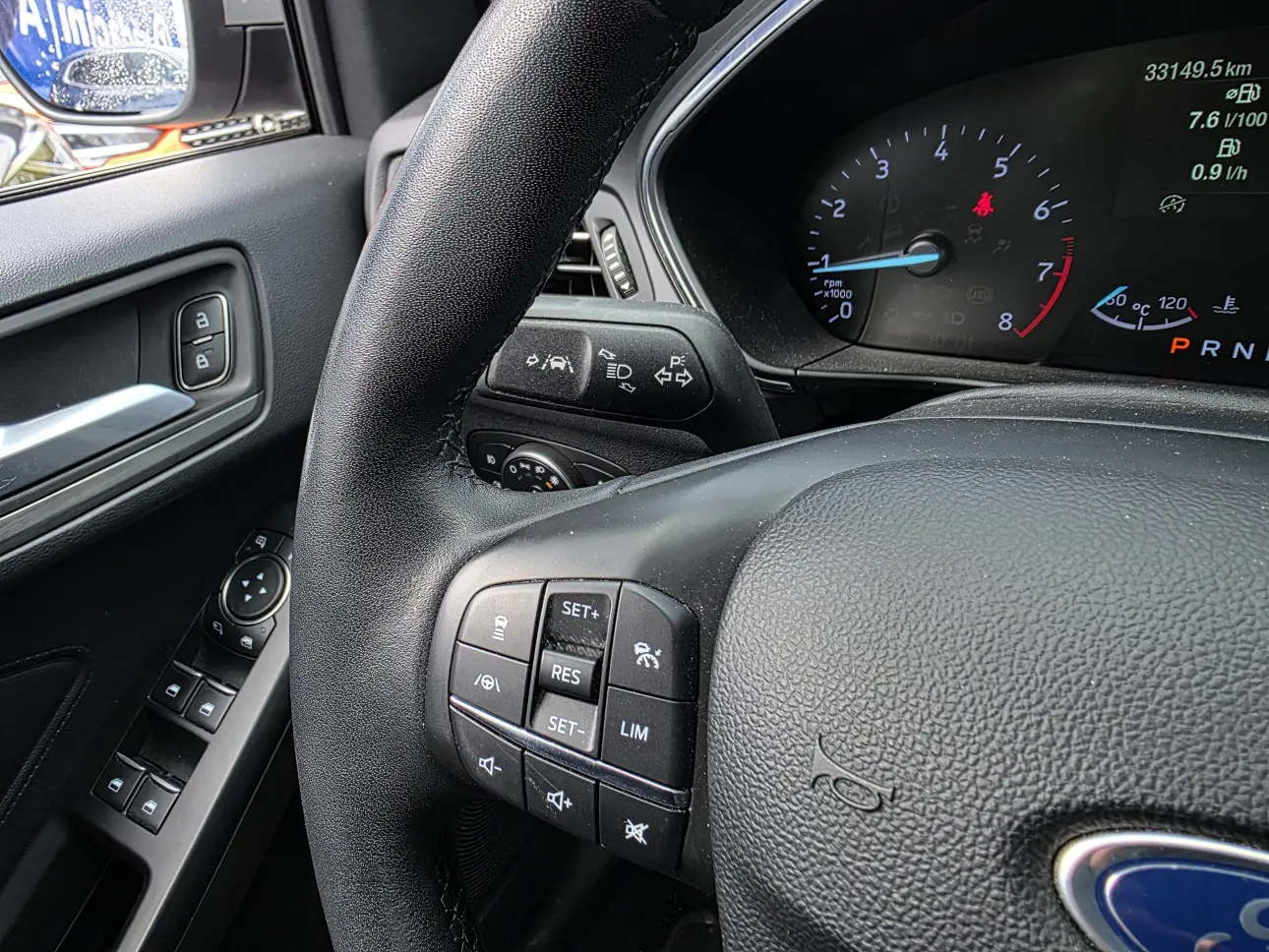 FORD FOCUS HATCHBACK 1.0 EcoBoost 125 CP Titanium A8