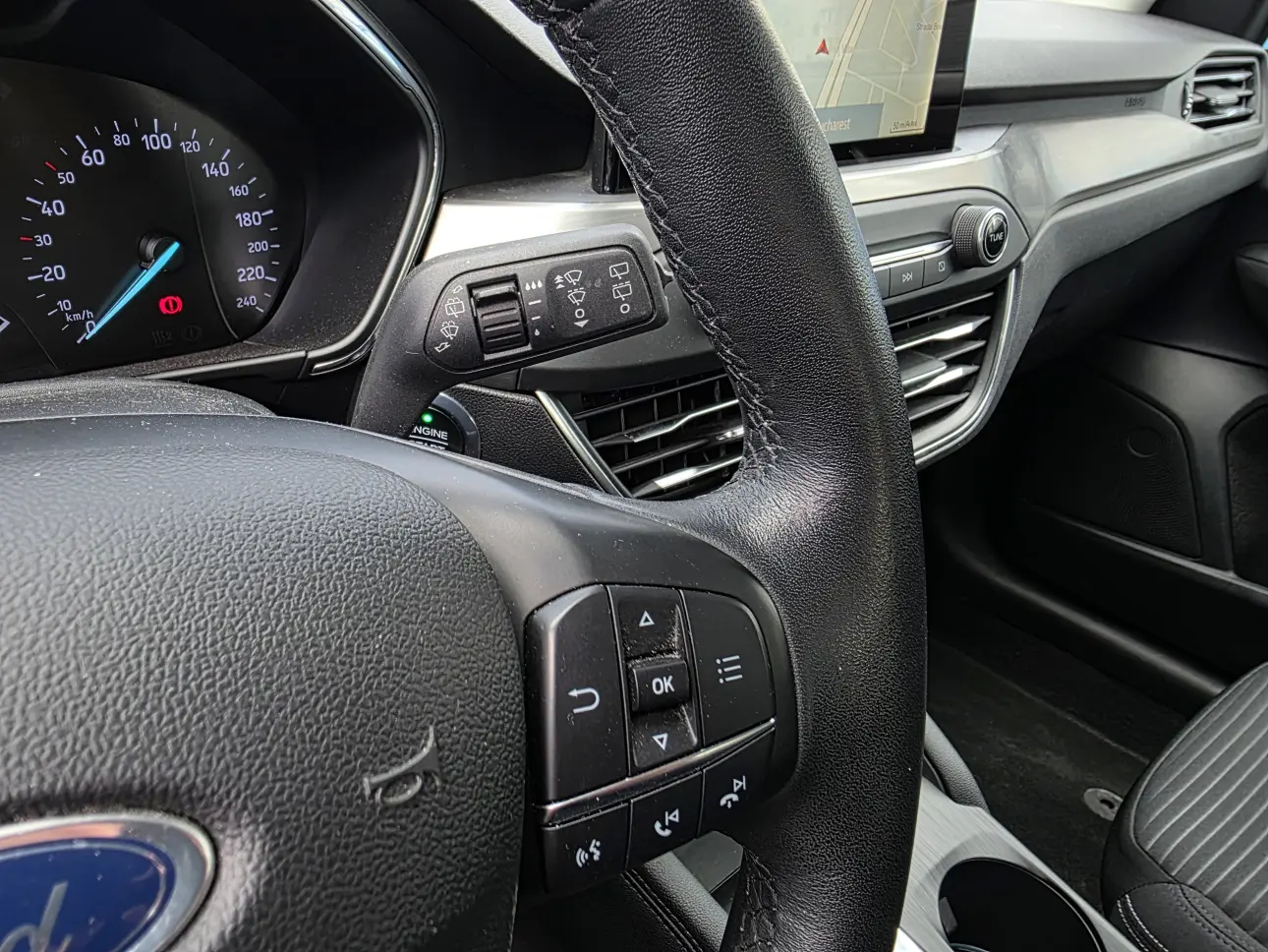 FORD FOCUS HATCHBACK 1.0 EcoBoost 125 CP Titanium A8