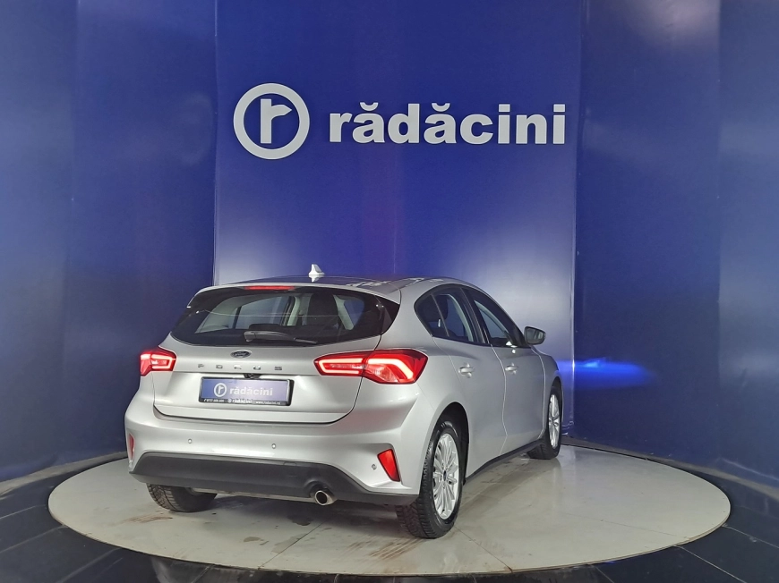 FORD FOCUS HATCHBACK 1.0 EcoBoost 125 CP Titanium A8