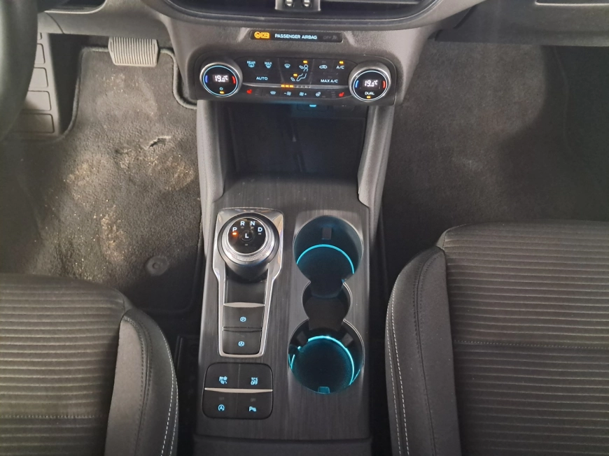 FORD FOCUS HATCHBACK 1.0 EcoBoost 125 CP Titanium A8