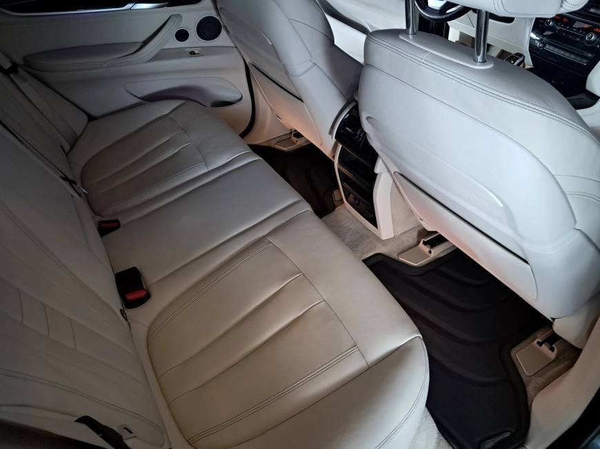 BMW X5 SUV 2014