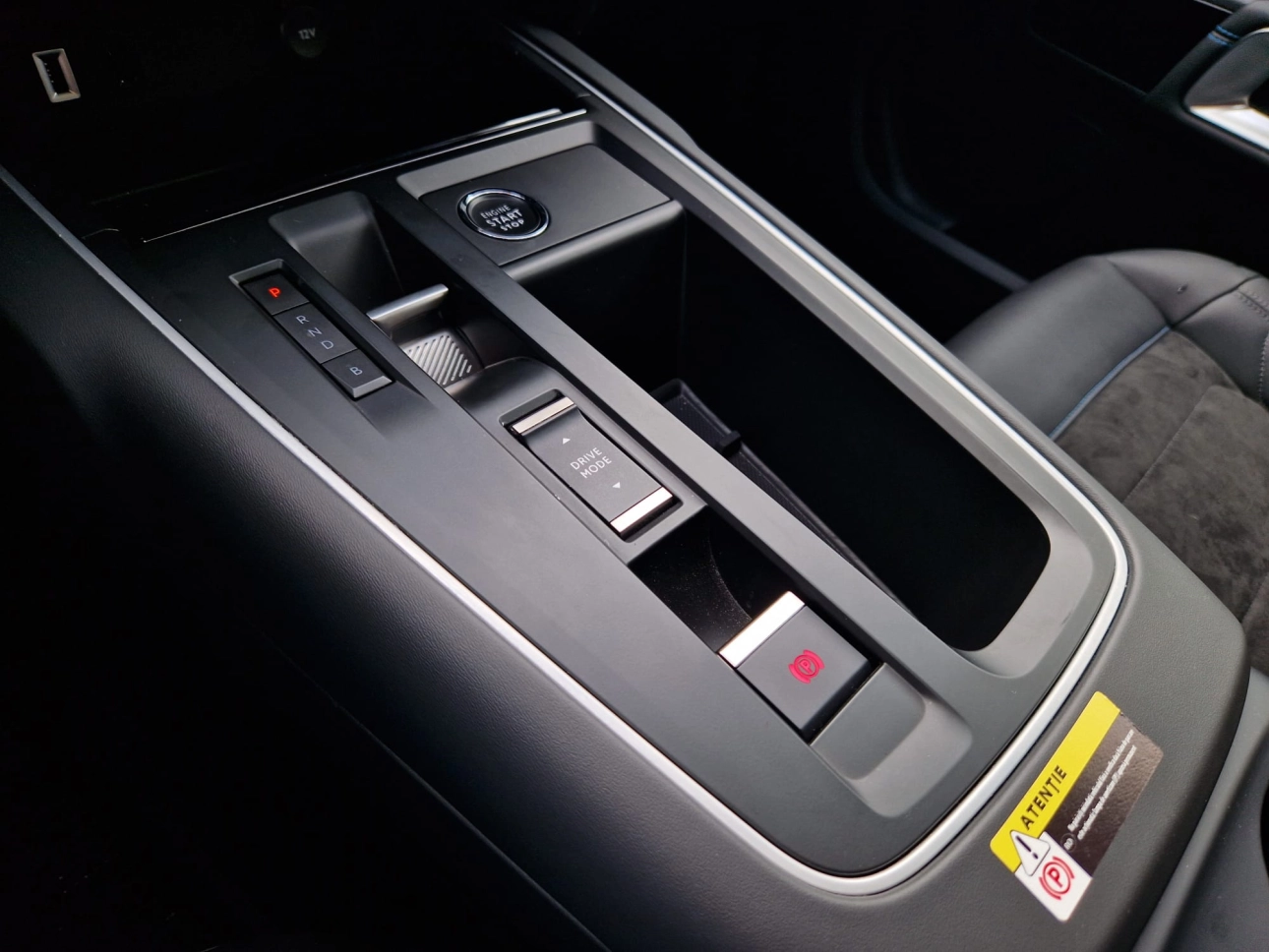 Citroën C5 Aircross Shine PlugIn Hybrid 1.6 Benzina 225CP EAT8