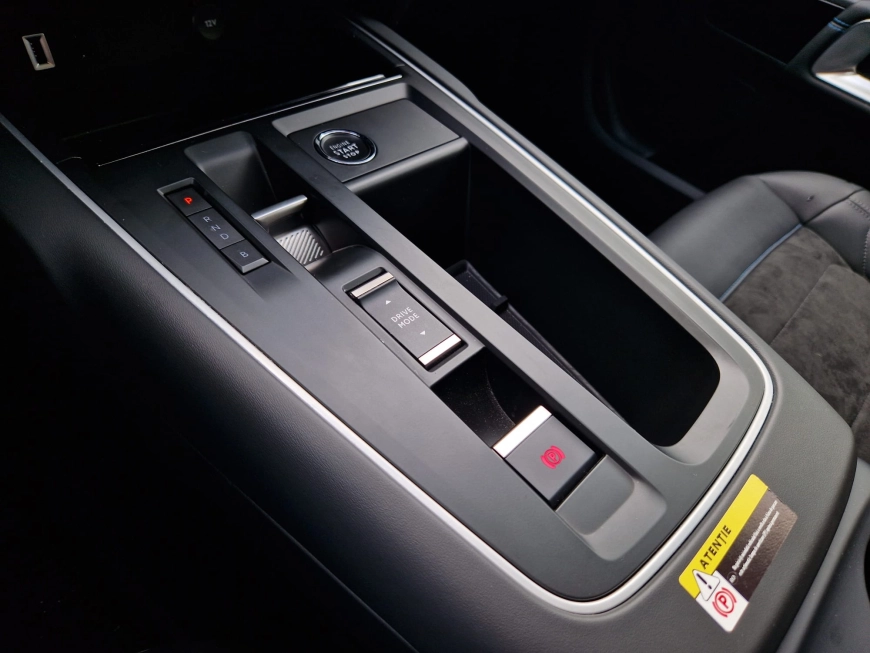 Citroën C5 Aircross Shine PlugIn Hybrid 1.6 Benzina 225CP EAT8
