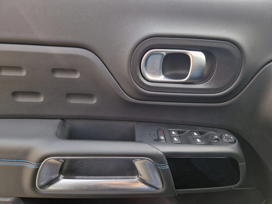 Citroën C5 Aircross Shine PlugIn Hybrid 1.6 Benzina 225CP EAT8