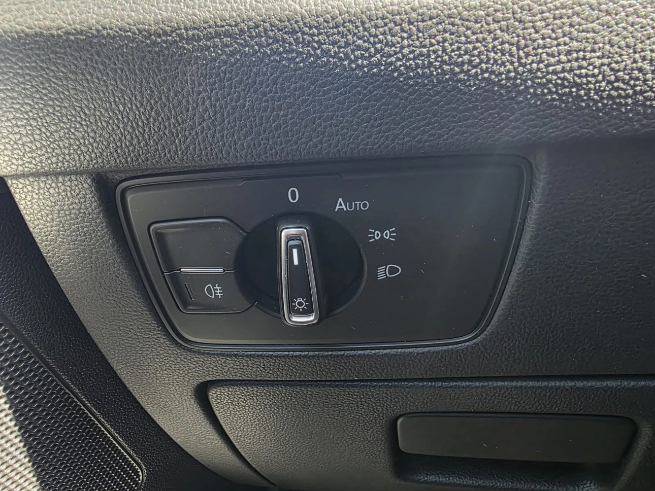 VOLKSWAGEN PASSAT Variant 2.0 TDI DSG Comfortline