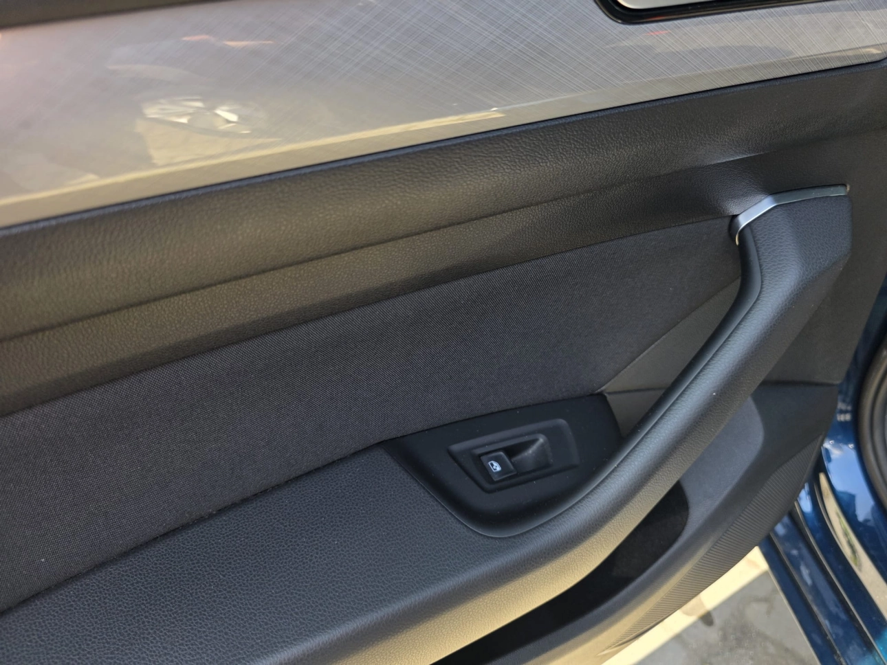 VOLKSWAGEN PASSAT Variant 2.0 TDI DSG Comfortline