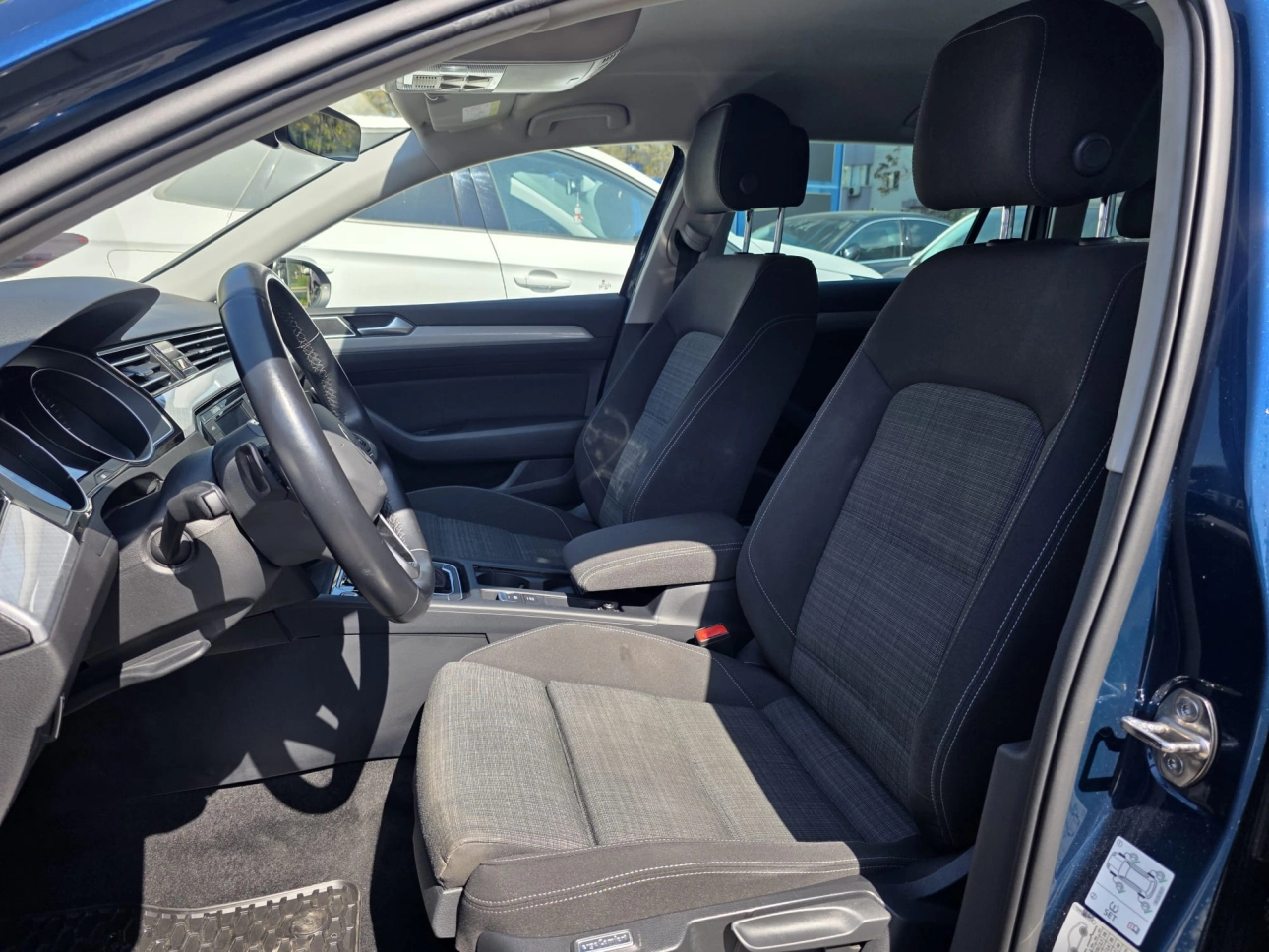 VOLKSWAGEN PASSAT Variant 2.0 TDI DSG Comfortline