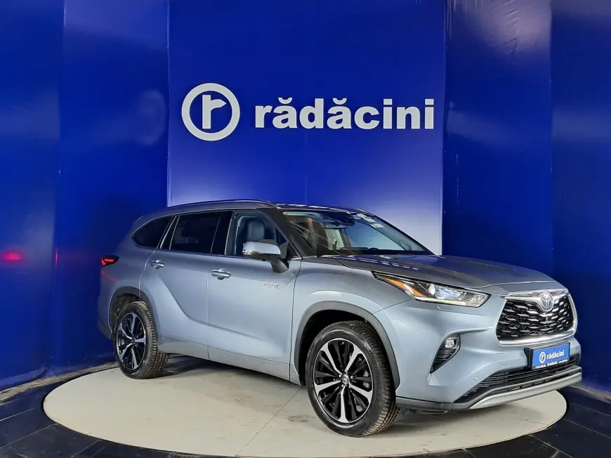TOYOTA HIGHLANDER