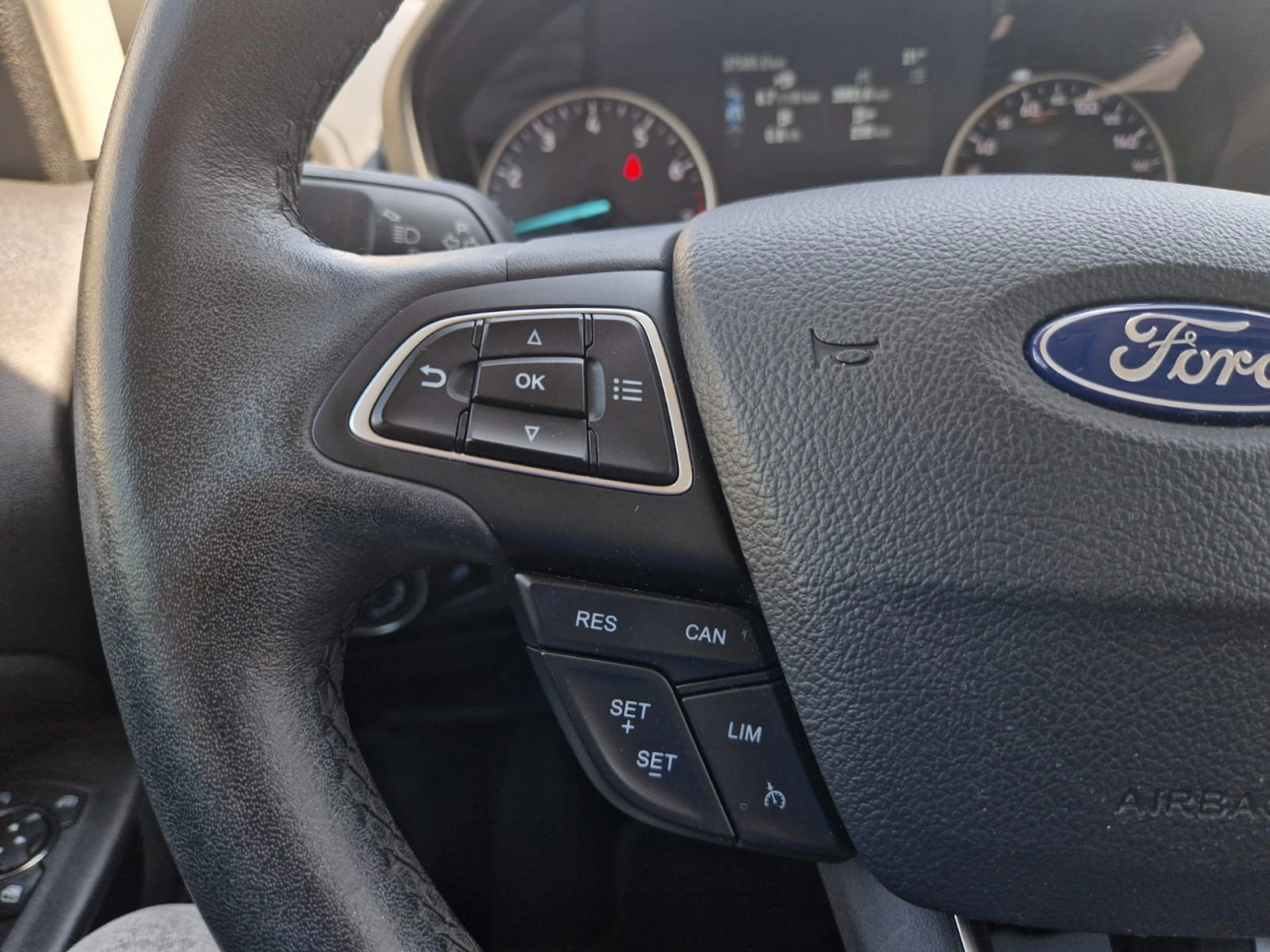 FORD ECOSPORT 1.0 EcoBoost 125CP MT6 Titanium 2019