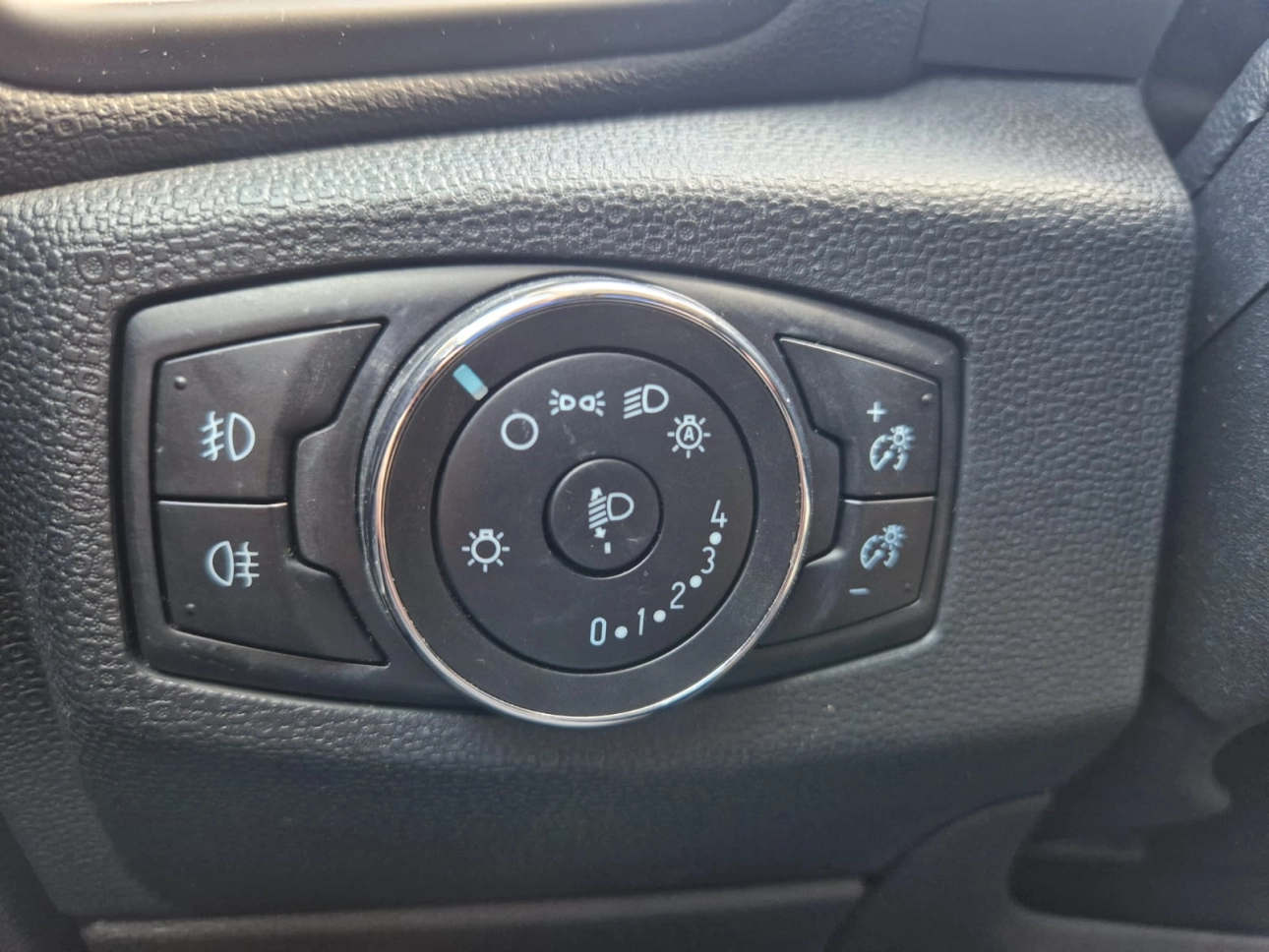 FORD ECOSPORT 1.0 EcoBoost 125CP MT6 Titanium 2019