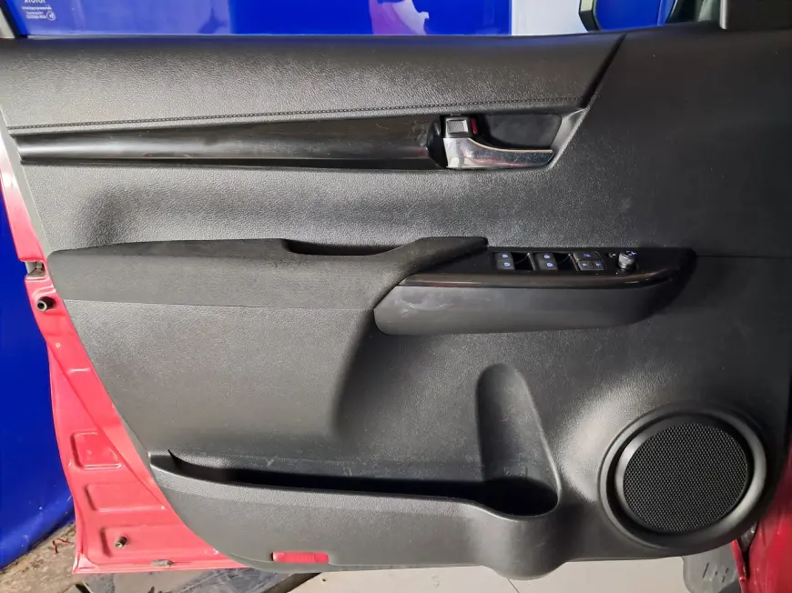 Toyota HILUX SUV 2018