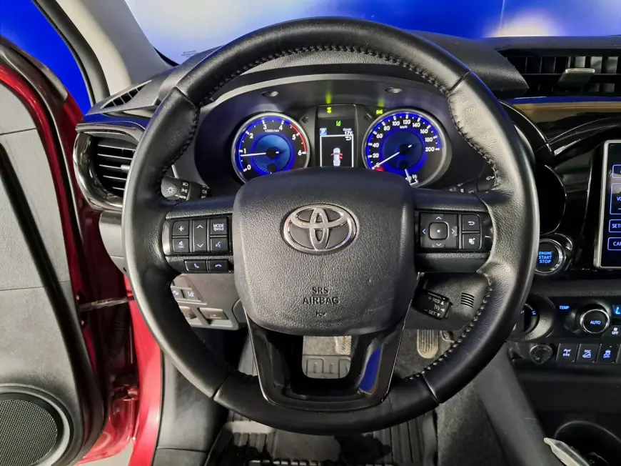 Toyota HILUX SUV 2018