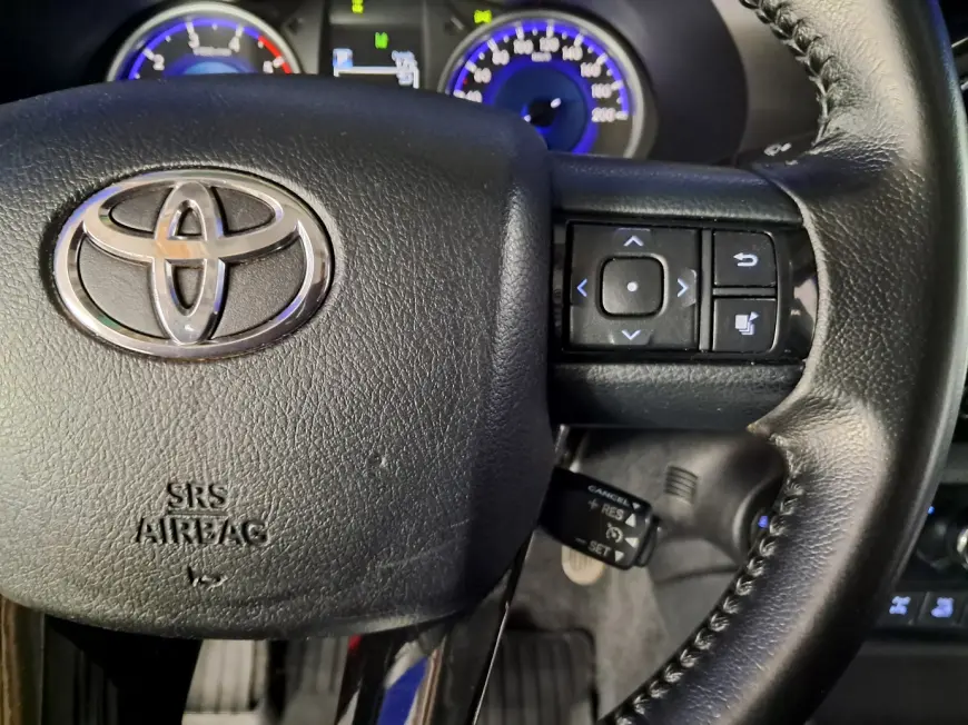 Toyota HILUX SUV 2018