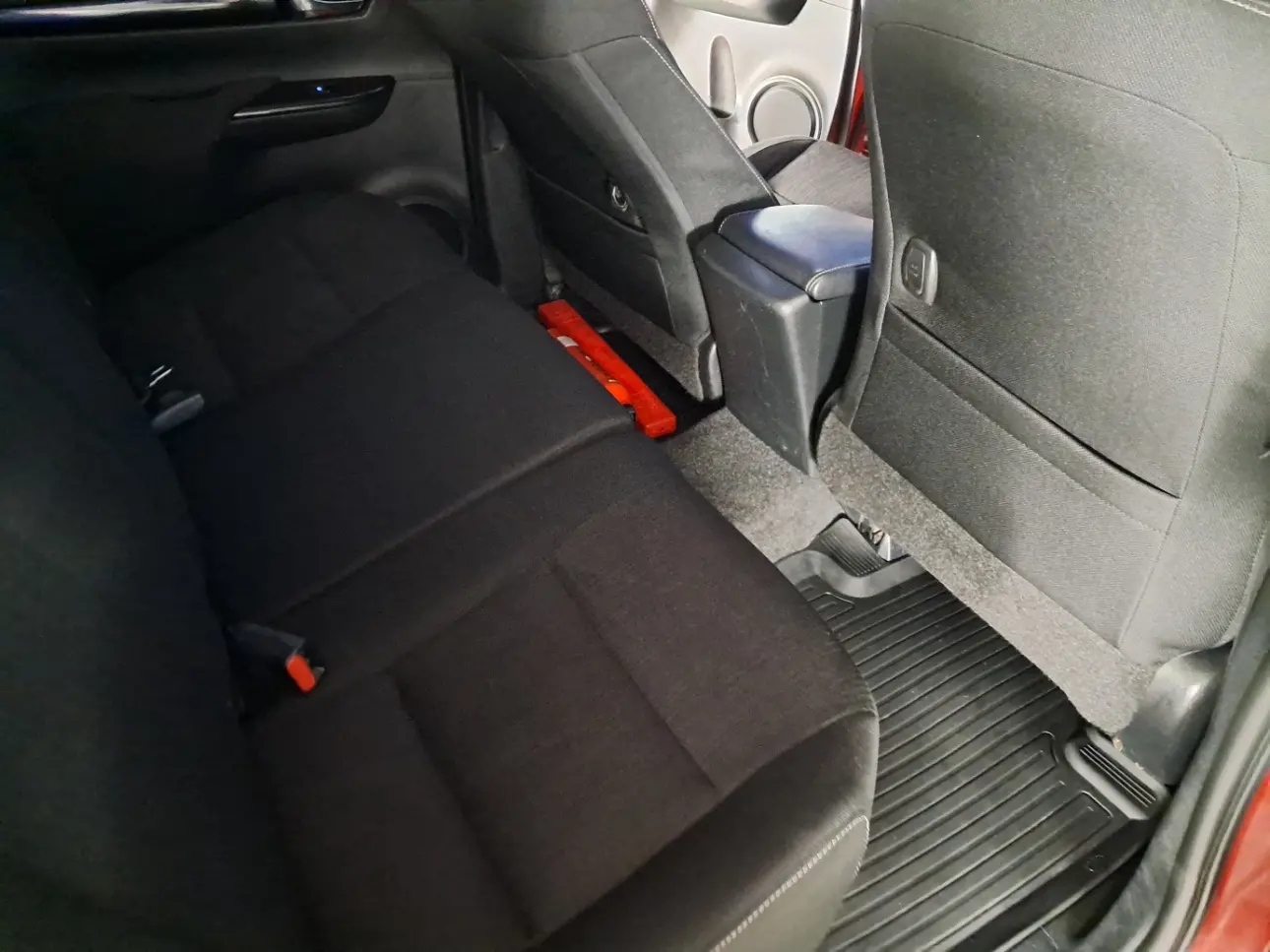 Toyota HILUX SUV 2018