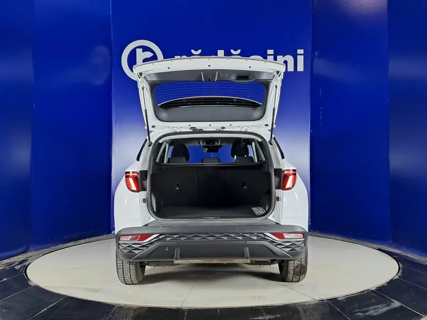 Hyundai TUCSON SUV 2021