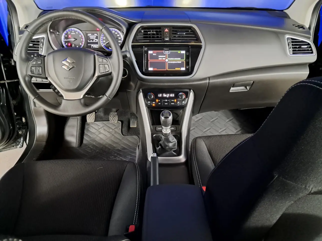 SUZUKI SX4