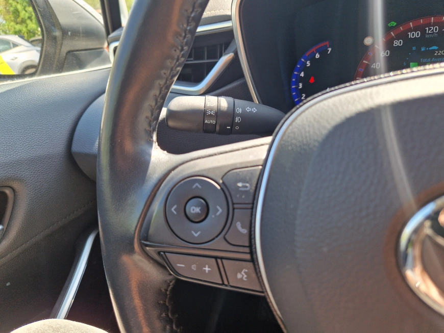 TOYOTA COROLLA SEDAN 1.8 HYBRID EXCLUSIVE HSD E-CVT 2021