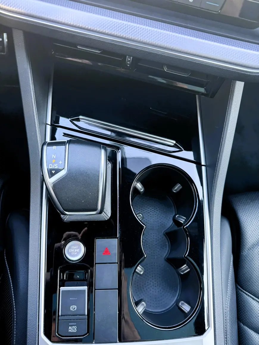 Volkswagen Touareg V6 TDI R-Style SUV 2019