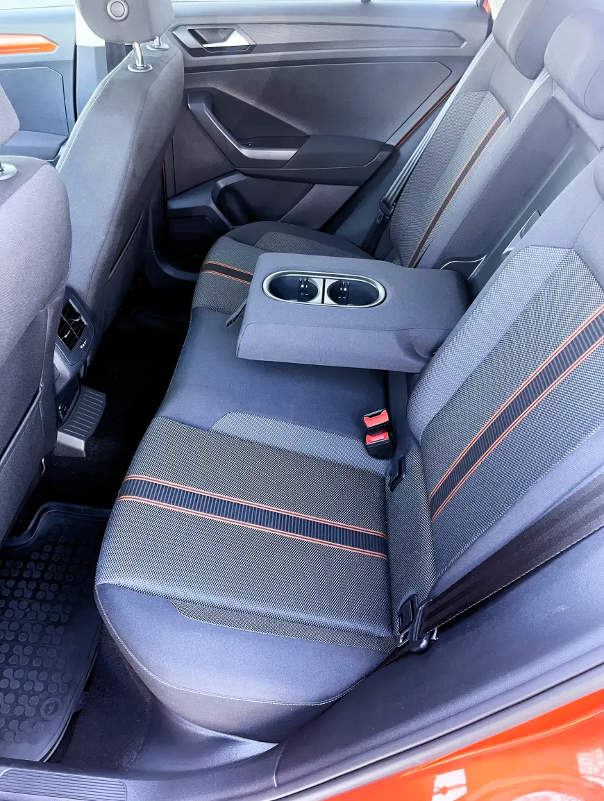 Volkswagen T-Roc SUV 2019